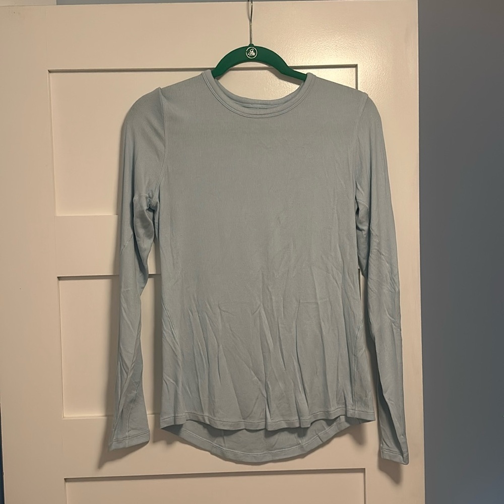 Lululemon hold tight long sleeve, ribbed knit, size 10, baby blue color